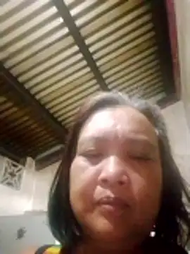 jeanyummytits online show from May 15, 7:54 pm