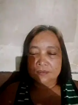 jeanyummytits online show from May 19, 12:22 pm