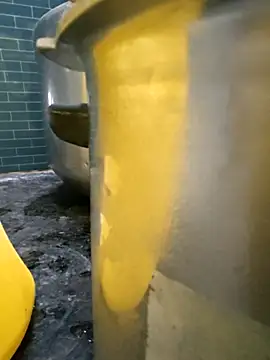 hottboyyz online show from April 18, 8:29 am