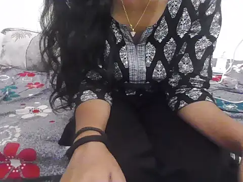 Malikaaa V online show from July 29, 6:39 pm