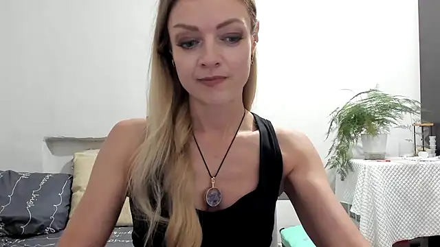 Severina7 online show from July 20, 7:38 pm