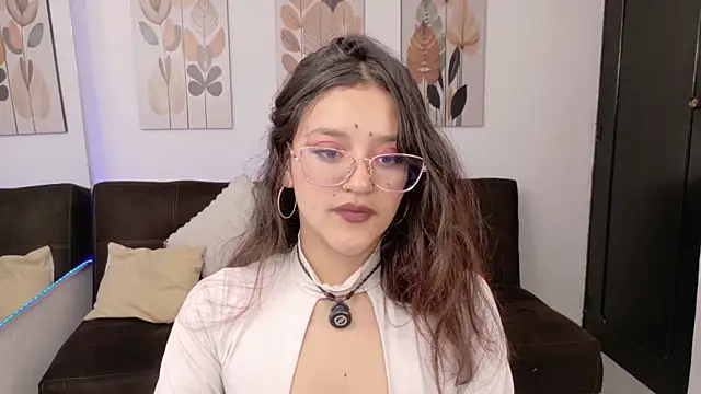 helen diazz online show from June 5, 11:21 pm