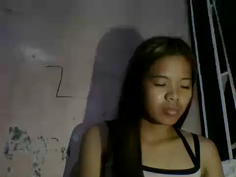Snapshot of trixiavia chatting on May 16, 3:11 pm trixiavia online show from May 16, 3:11 pm