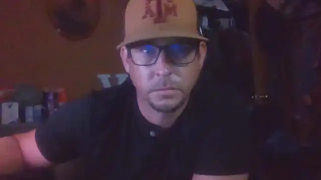 Snapshot of dmfv1288 chatting on July 26, 2:31 am dmfv1288 online show from July 26, 2:31 am