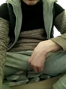 Mariofls online show from May 4, 1:51 pm