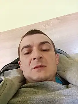 Mariofls online show from May 18, 2:23 pm