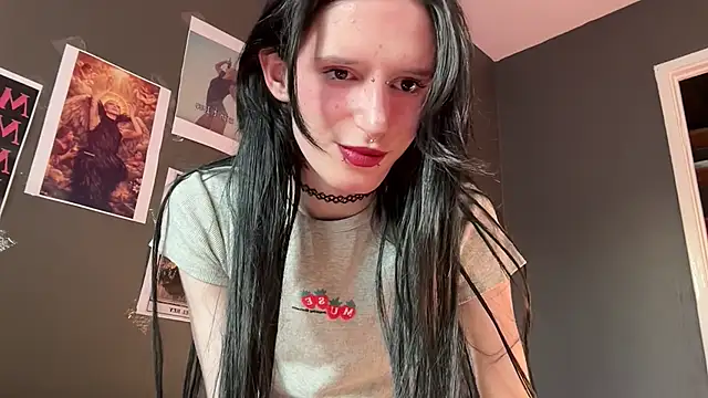 Snapshot of Niky_Long chatting on April 13, 3:06 pm Niky Long online show from April 13, 3:06 pm