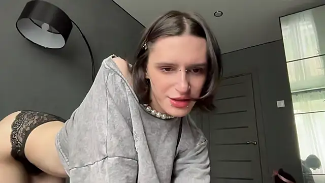 Snapshot of Niky_Long chatting on May 31, 1:07 pm Niky Long online show from May 31, 1:07 pm