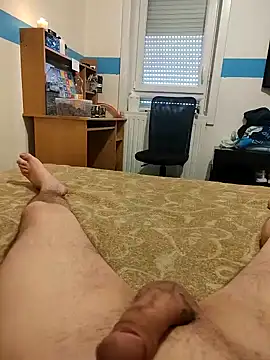 Loulou06123 online show from May 3, 1:39 pm