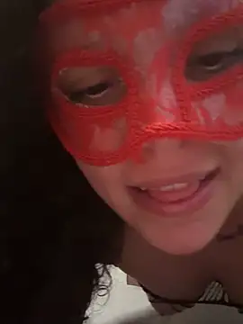 alynanyxx online show from May 9, 4:34 pm