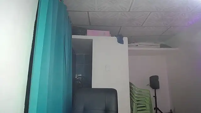 daira2006 online show from April 14, 4:29 am