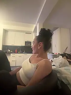 CurlyRouge online show from April 25, 10:51 pm