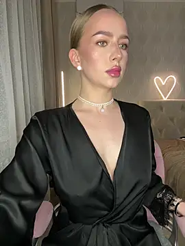 AlisaPearl online show from June 12, 6:29 pm