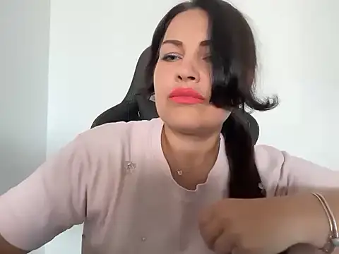 SeleneVane online show from July 18, 11:58 am
