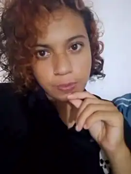 Snapshot of rizosdefuego chatting on April 13, 5:51 pm rizosdefuego online show from April 13, 5:51 pm