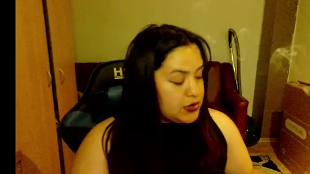 Karolina j online show from April 22, 1:08 am