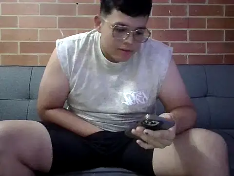 Snapshot of steef0_ chatting on April 14, 5:24 am steef0 online show from April 14, 5:24 am