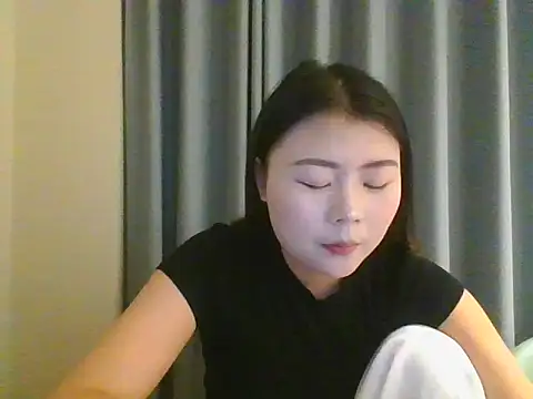 HJW2002 online show from April 14, 9:48 am