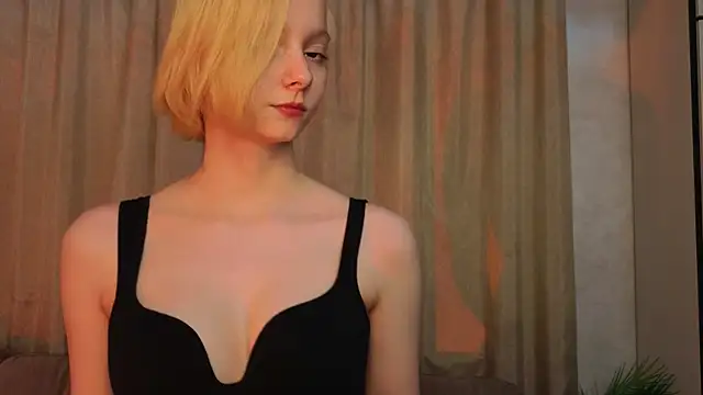 sweet lynx online show from April 15, 4:14 pm