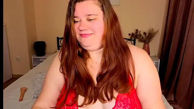 Snapshot of Bella_Blvck chatting on April 17, 5:54 am Bella Blvck online show from April 17, 5:54 am
