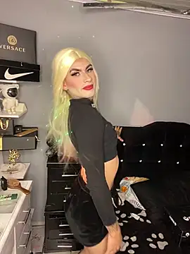 valen lewiiz online show from May 15, 10:39 pm