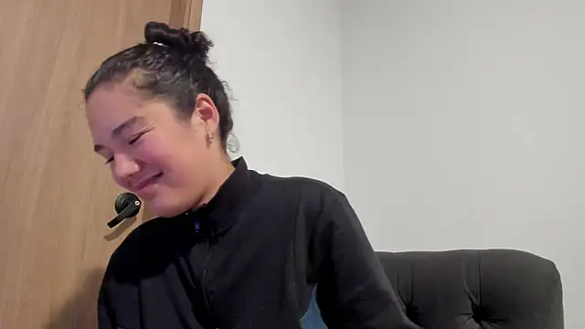MiaRouseex online show from June 4, 6:36 pm