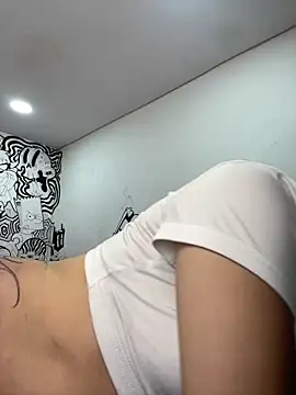 NickieCute- online show from May 21, 8:49 pm