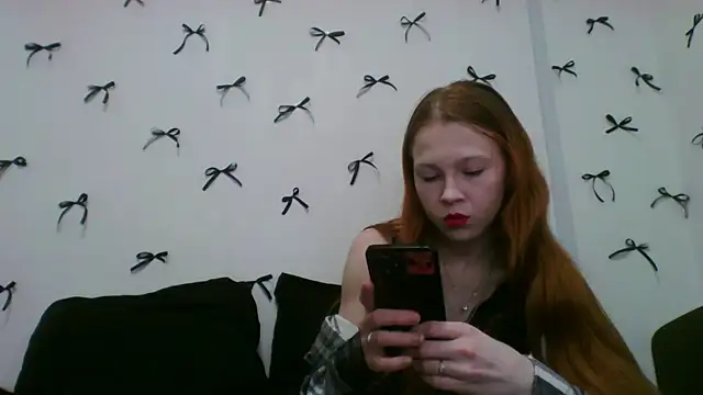 WhispersOfNight online show from April 22, 7:15 pm