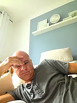 mannohmann5 online show from July 20, 10:39 am