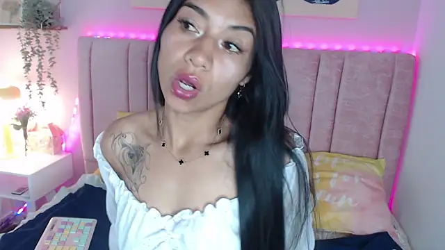 Snapshot of Shamel_Brm chatting on June 1, 12:18 pm Shamel Brm online show from June 1, 12:18 pm