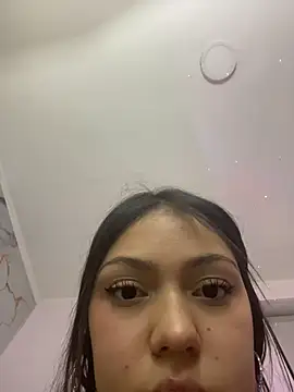 Snapshot of thalia_ec chatting on April 28, 12:32 pm thalia ec online show from April 28, 12:32 pm