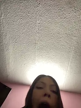 Snapshot of thalia_ec chatting on June 5, 12:00 pm thalia ec online show from June 5, 12:00 pm