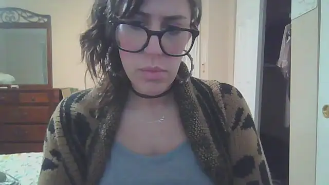 VenusOfEden online show from April 18, 6:17 am