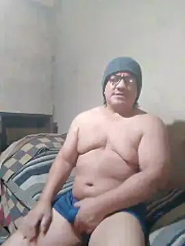Snapshot of johnconno chatting on May 5, 11:35 pm johnconno online show from May 5, 11:35 pm