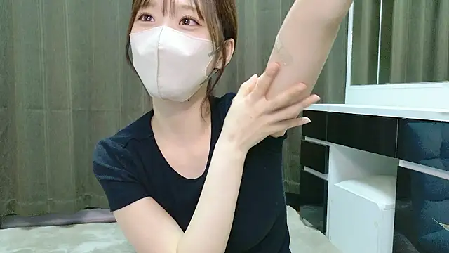 rei 0707 online show from April 21, 1:06 pm