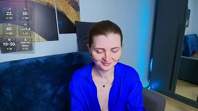 Liza  Evans online show from June 16, 2:03 am