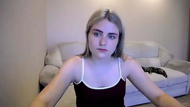 Snapshot of _shy_sabrina__ chatting on June 24, 2:49 pm shy sabrina online show from June 24, 2:49 pm