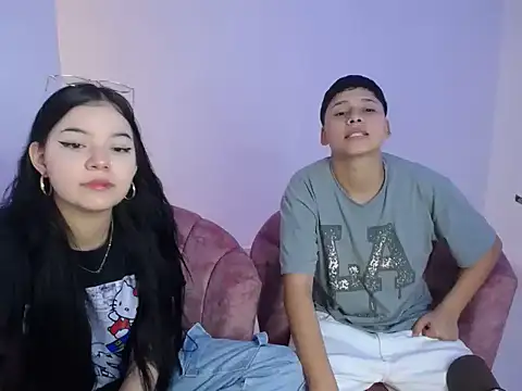 girlssextwo online show from April 14, 3:18 pm