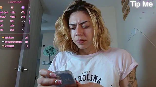 aprildumont online show from July 1, 11:34 am