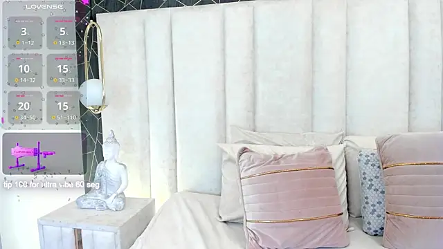 Snapshot of im_miaadoll chatting on June 13, 12:47 pm im miaadoll online show from June 13, 12:47 pm
