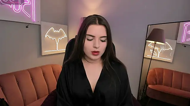 AliceLiador  online show from June 6, 2:33 pm