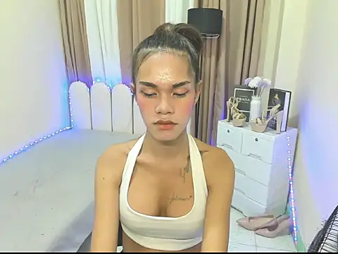 Seductive aliyah online show from June 5, 6:24 pm