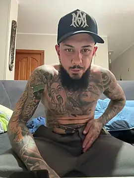 RevelledWidow online show from May 7, 1:49 pm