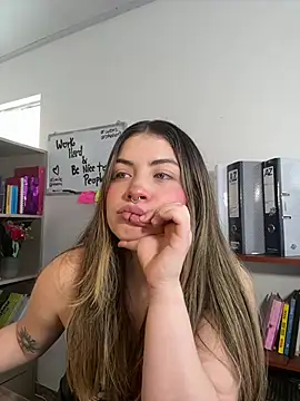 juanitablue online show from July 9, 6:12 pm