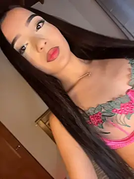  mia ferrer online show from June 29, 9:59 pm