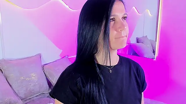 Snapshot of MiaMalcova__ chatting on May 12, 9:12 pm MiaMalcova online show from May 12, 9:12 pm