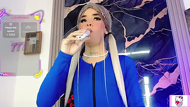 moon sweet- online show from July 24, 3:37 am