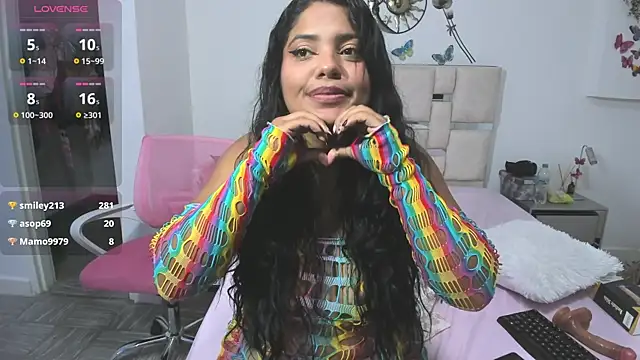 Amapola Renaldi online show from April 21, 2:51 am