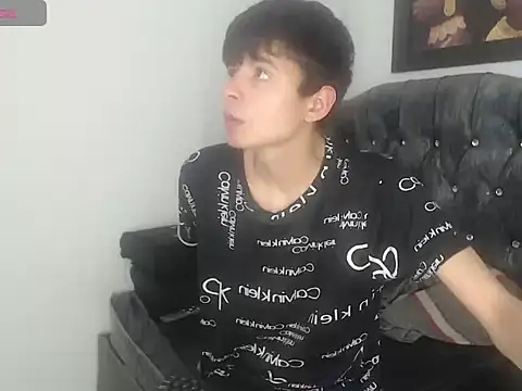 alex it0 online show from April 21, 7:28 pm