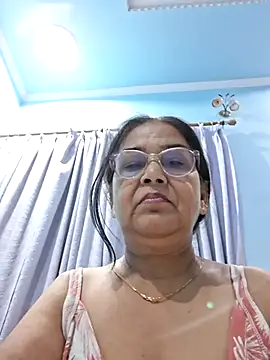 Shalini3456 online show from June 5, 7:41 pm